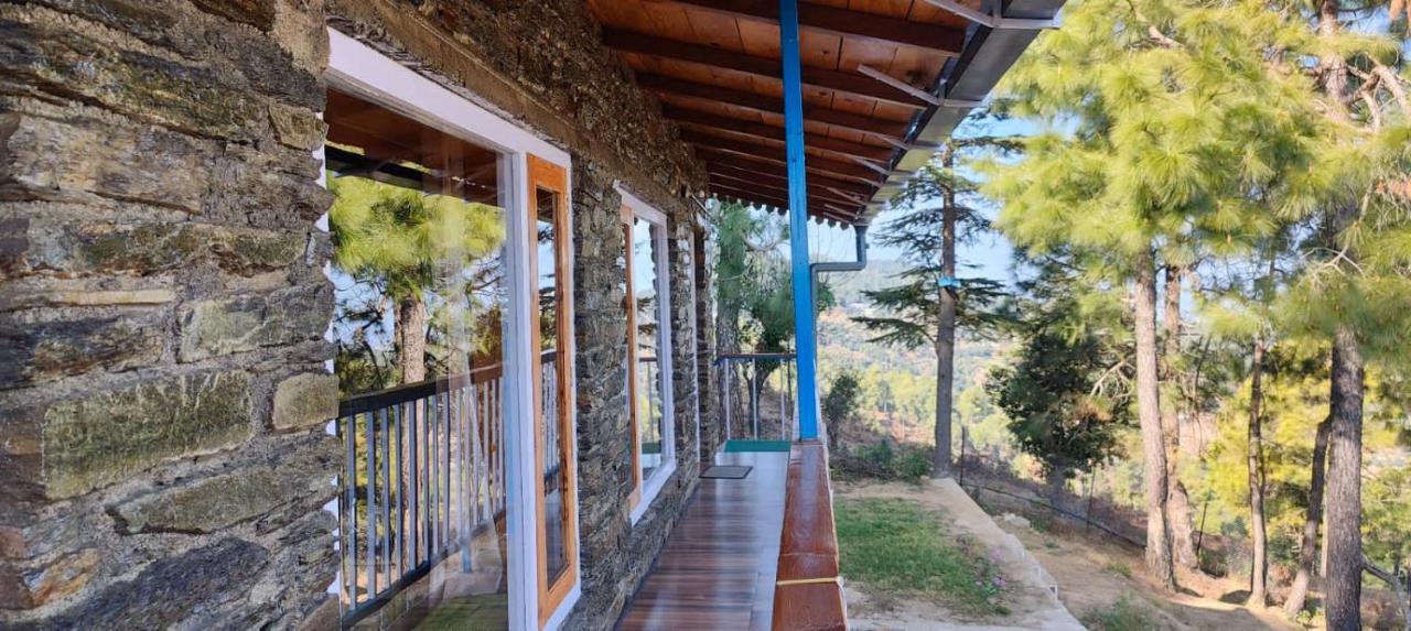 The Roots Homestay Almora Exteriér fotografie