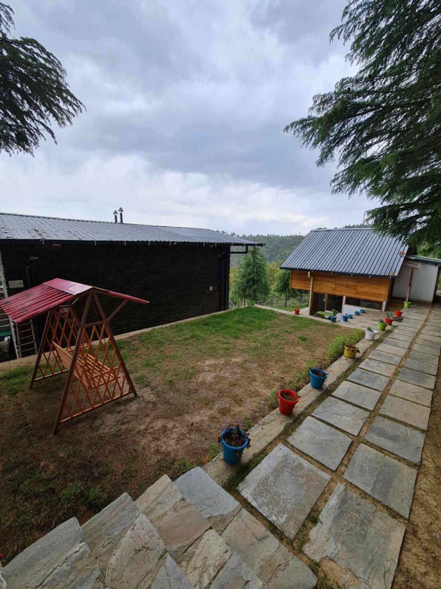 The Roots Homestay Almora Exteriér fotografie